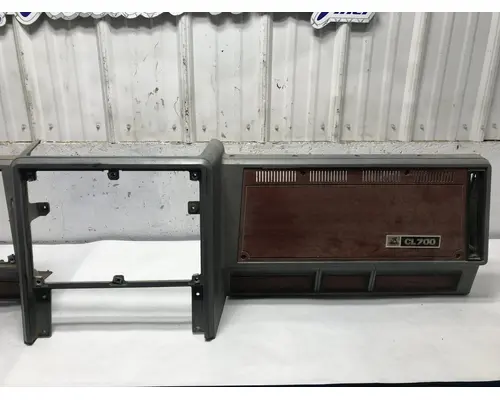 MACK CH613 Dash Assembly