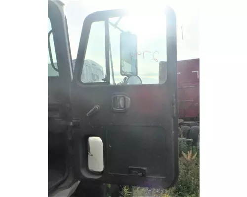 MACK CH613 Door Assembly, Front