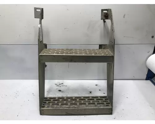 MACK CH613 Engine Brackets, Misc.