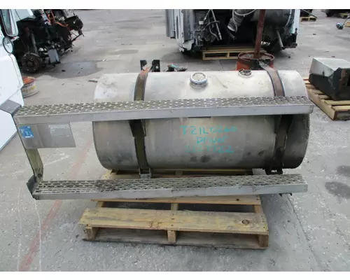 MACK CH613 FUEL TANK