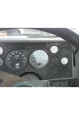 MACK CH613 GAUGE CLUSTER