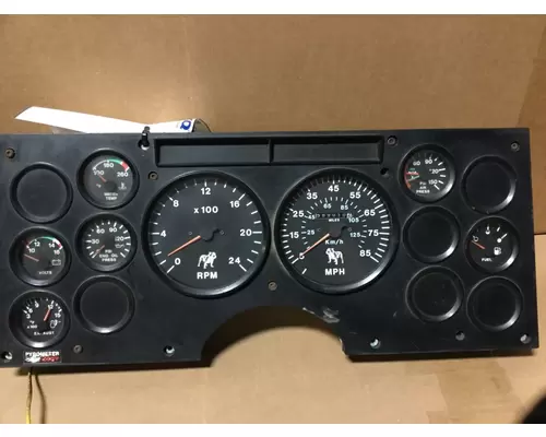 MACK CH613 GAUGE CLUSTER