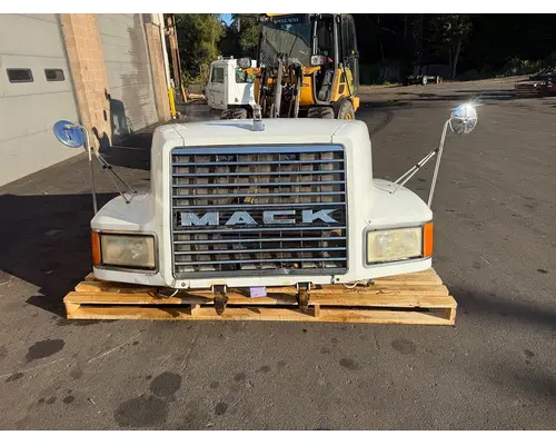 MACK CH613 Hood