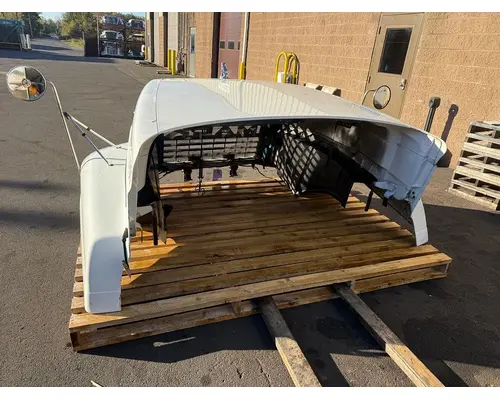 MACK CH613 Hood