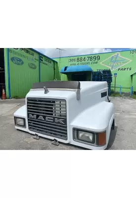 MACK CH613 Hood