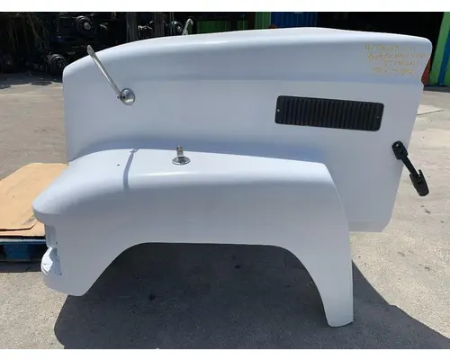 MACK CH613 Hood
