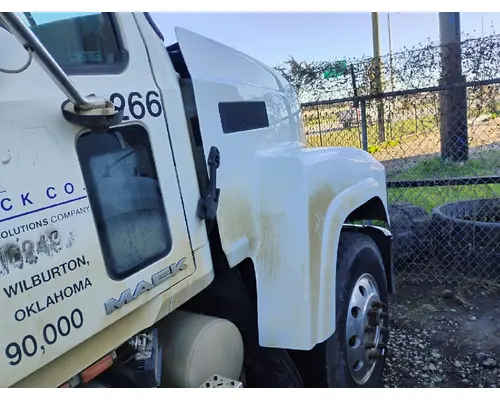 MACK CH613 Hood