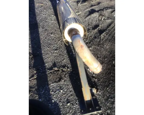MACK CH613 Muffler  Muffler Shield