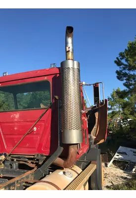 MACK CH613 Muffler