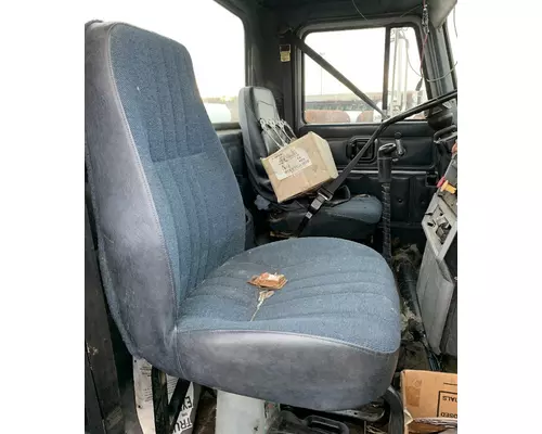 MACK CH613 Seat, Front