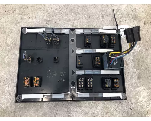 MACK CH613 Switch Panel