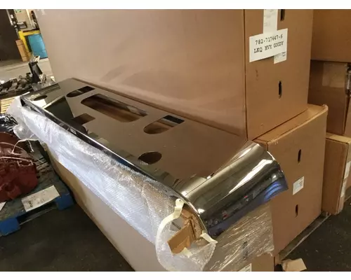 MACK CHN613 2005-2007 BUMPER ASSEMBLY, FRONT