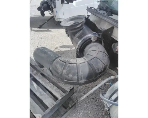 MACK CHN613 AIR CLEANER