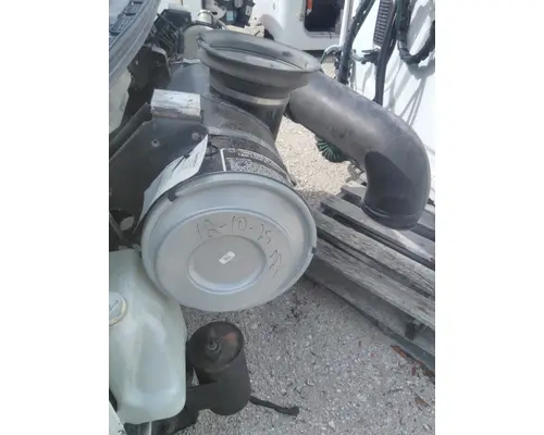 MACK CHN613 AIR CLEANER