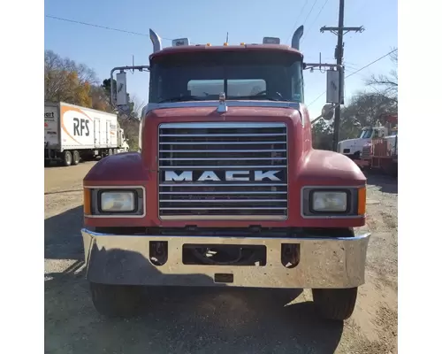 MACK CHN613 Complete Vehicle