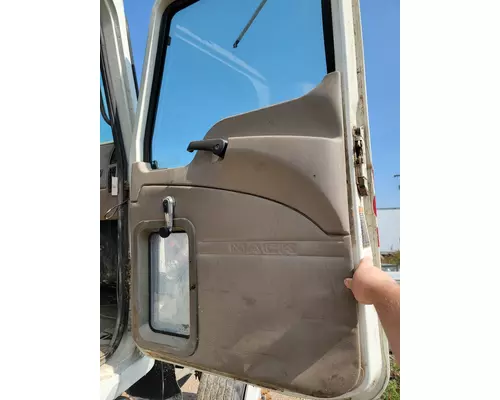 MACK CHN613 Door Assembly, Front