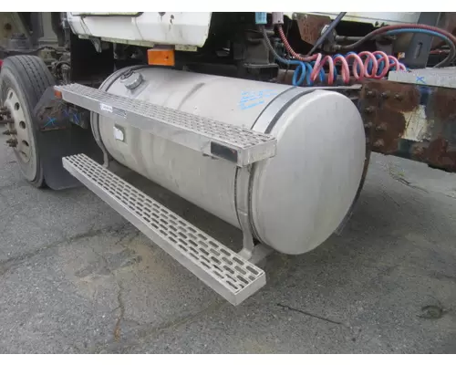 MACK CHN613 FUEL TANK