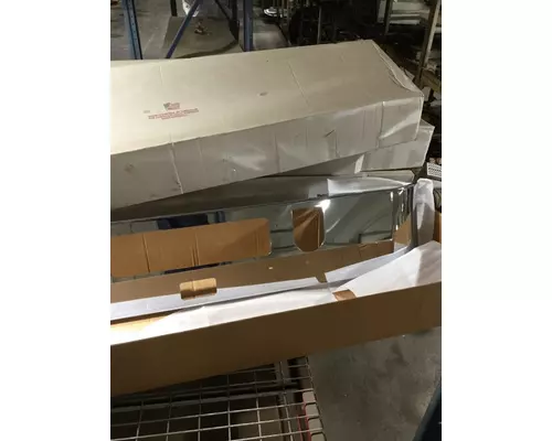 MACK CHU612 1995-2004 BUMPER ASSEMBLY, FRONT