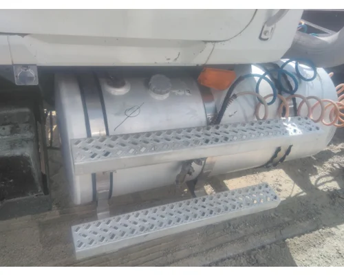 MACK CHU613 2008-2019 FUEL TANK