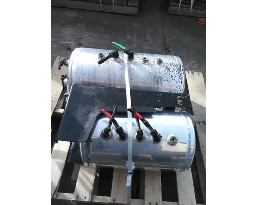 MACK CHU613 AIR TANK