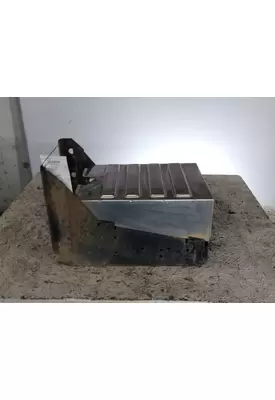 MACK CHU613 BATTERY BOX