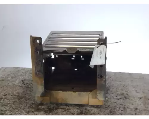 MACK CHU613 BATTERY BOX