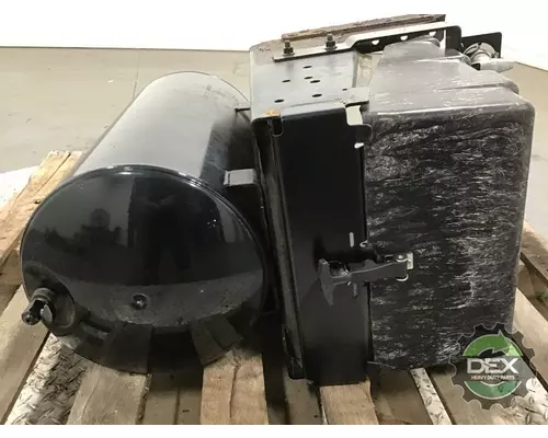 MACK CHU613 Battery Box