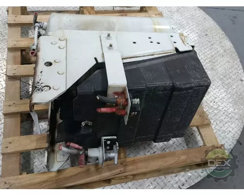 MACK CHU613 Battery Box