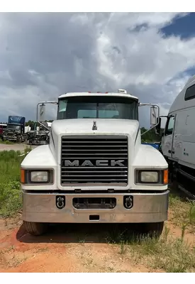 MACK CHU613 Bumper Assembly, Front
