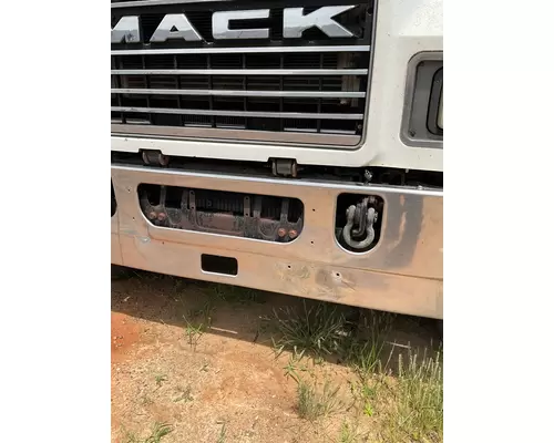 MACK CHU613 Bumper Assembly, Front