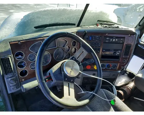 MACK CHU613 CAB