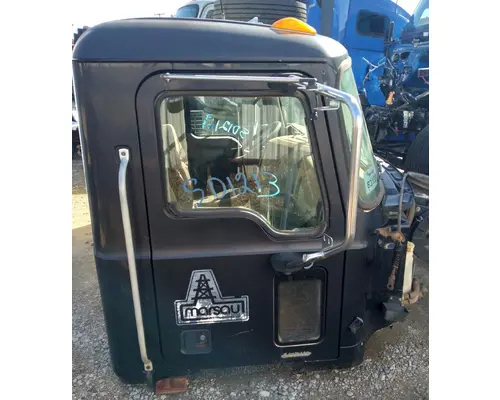MACK CHU613 Cab Assembly