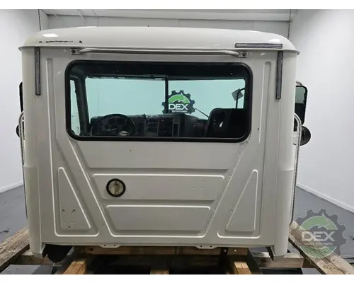 MACK CHU613 Cab
