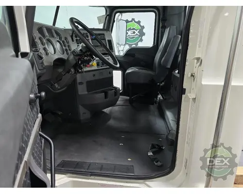 MACK CHU613 Cab