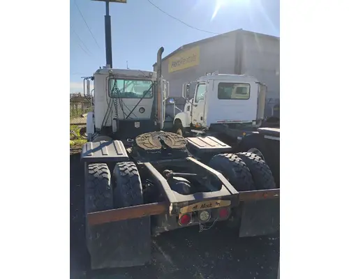 MACK CHU613 Cab