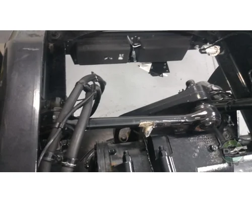 MACK CHU613 Cutoff Assembly (Housings & Suspension Only)