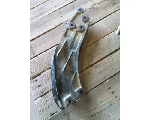 MACK CHU613 FRAME BRACKET