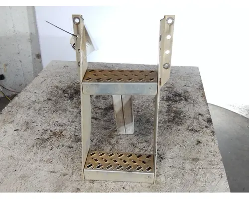 MACK CHU613 FRAME STEP