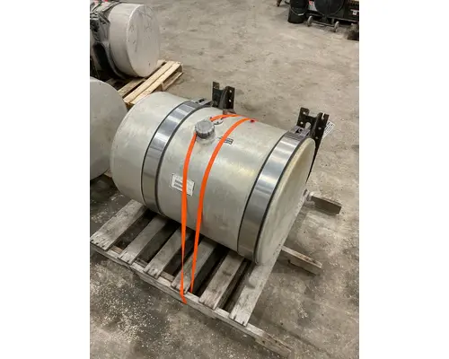 MACK CHU613 Fuel Tank