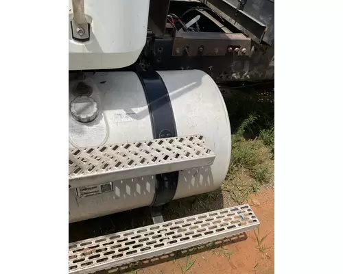 MACK CHU613 Fuel Tank