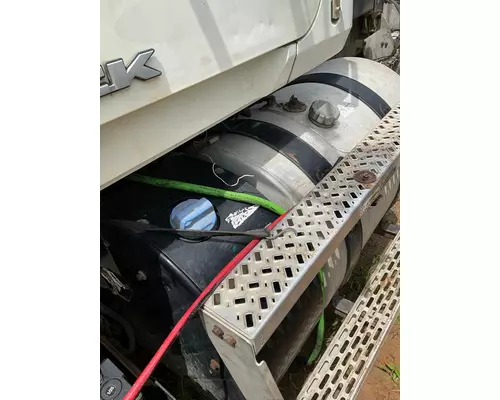 MACK CHU613 Fuel Tank