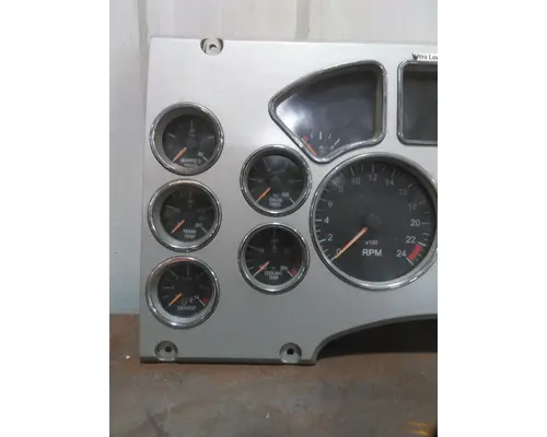 MACK CHU613 GAUGE CLUSTER