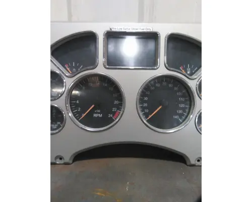 MACK CHU613 GAUGE CLUSTER