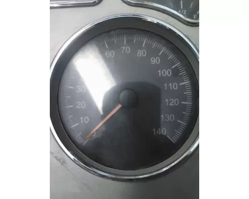 MACK CHU613 GAUGE SPEEDOMETER