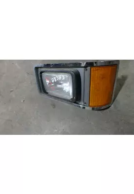 MACK CHU613 Headlamp Assembly