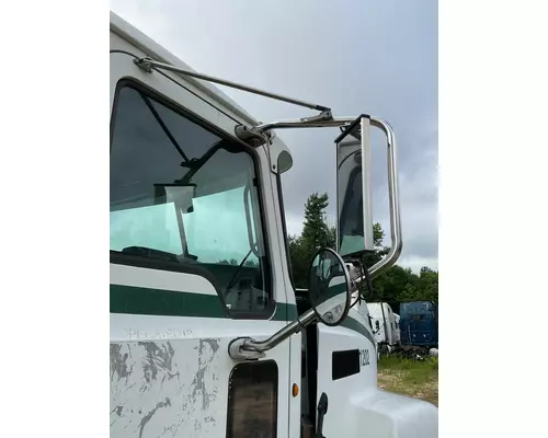 MACK CHU613 Mirror (Side View)