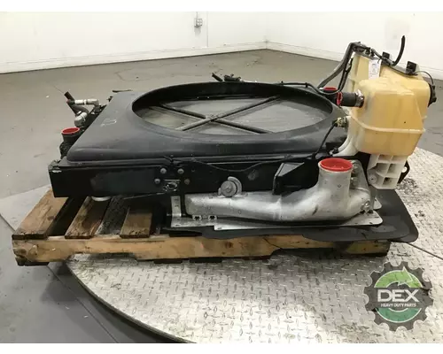 MACK CHU613 Radiator
