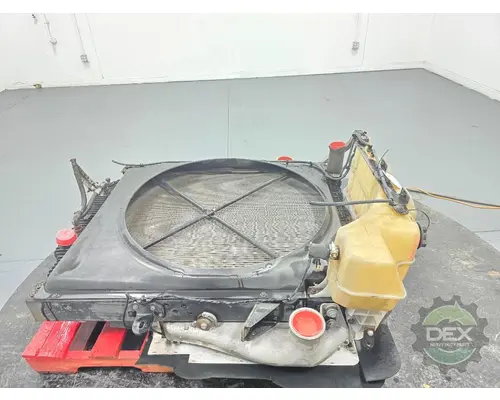 MACK CHU613 Radiator