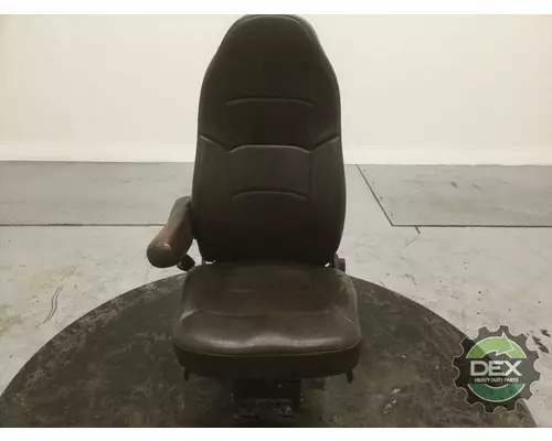 MACK CHU613 Seat, Front