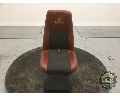 MACK CHU613 Seat, Front